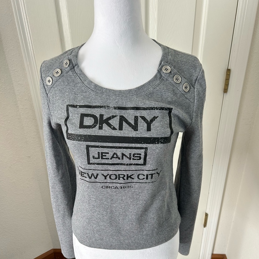 Size small pullover